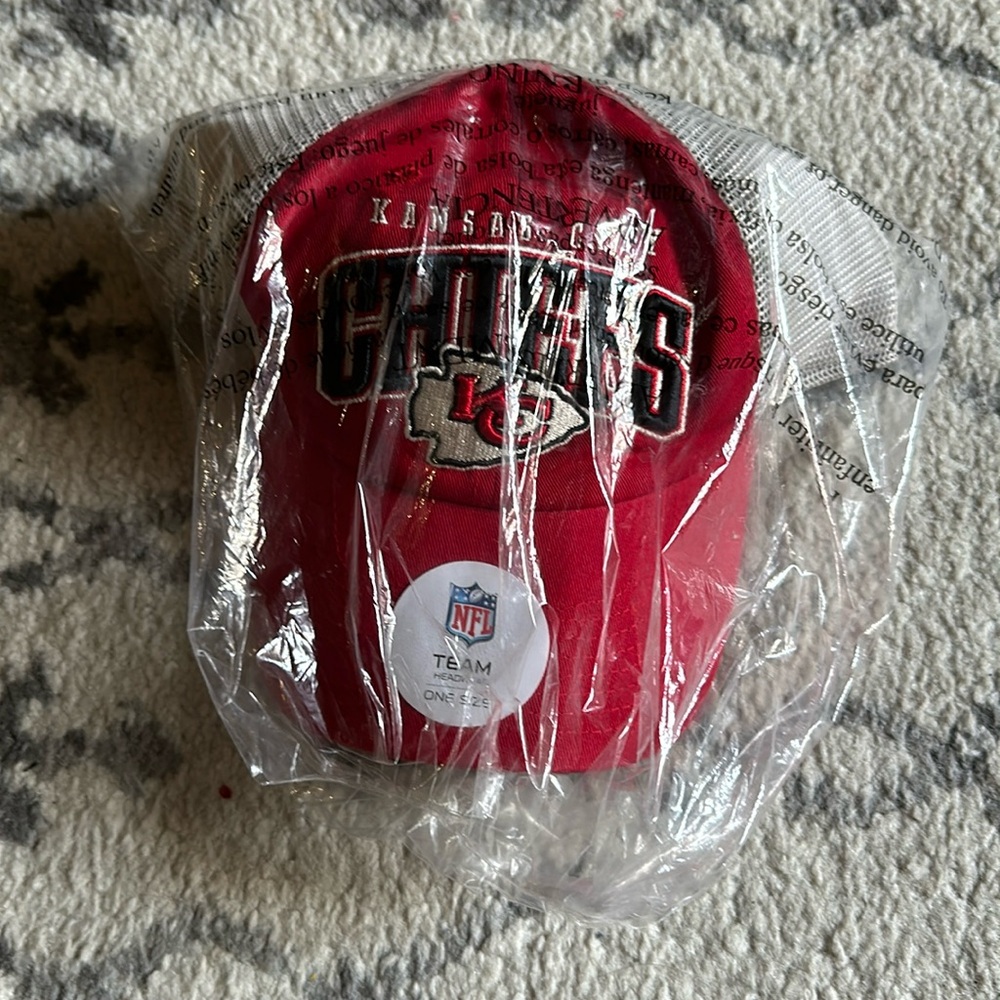 NWT NFL Kansas City Chiefs cap